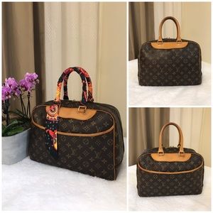 ❌SOLD❌Louis Vuitton Deauville 100% Authentic